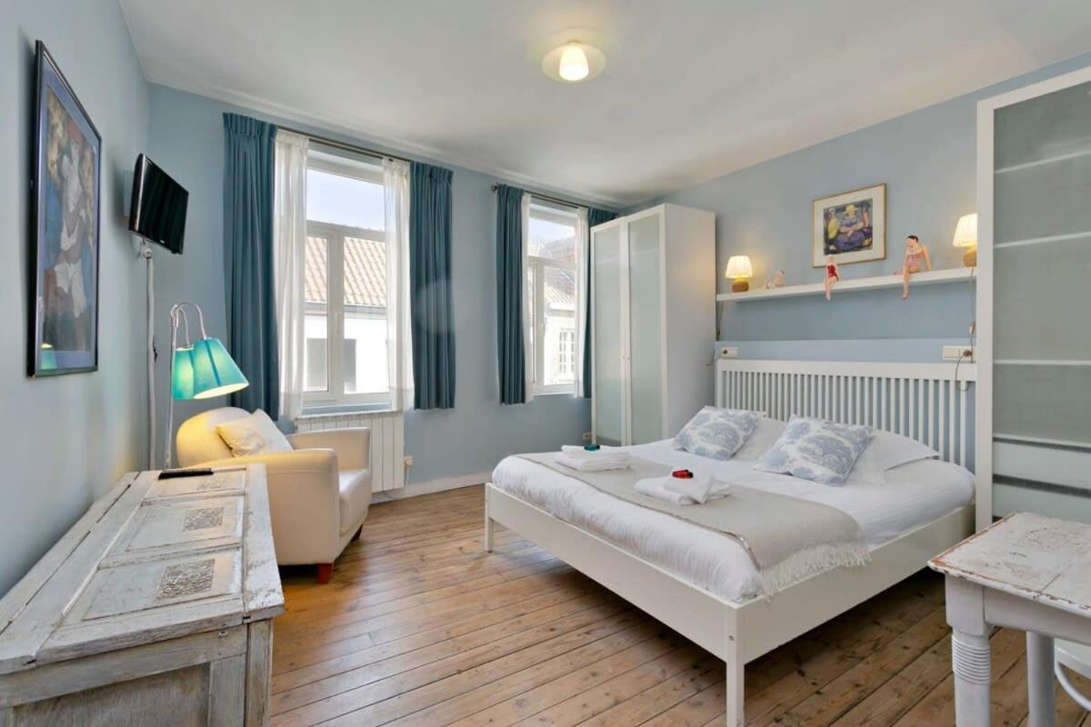 Huswell - Charming Town House In Historic Center Of Hébergement de vacances *