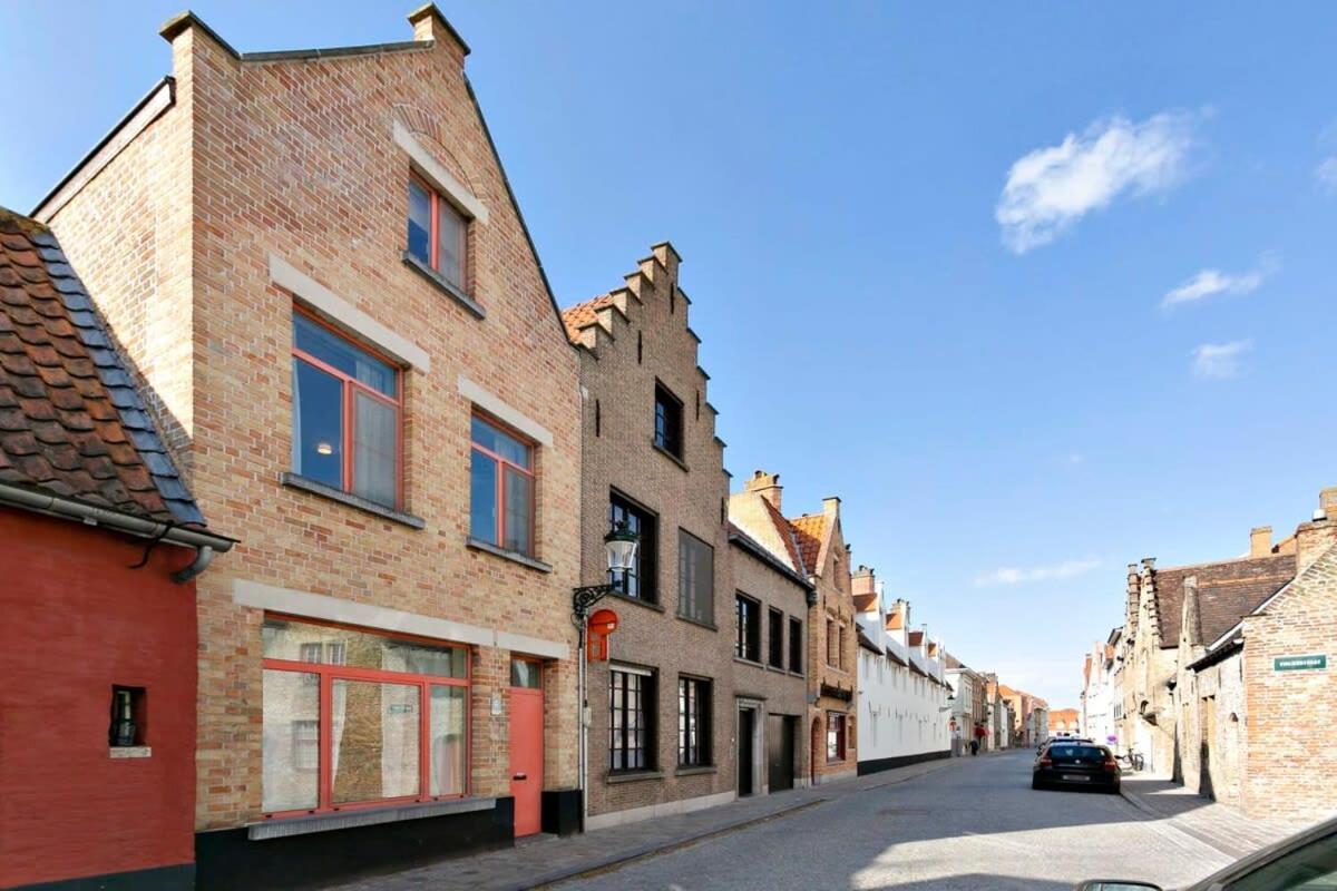 Huswell - Charming Town House In Historic Center Of Hébergement de vacances Bruges